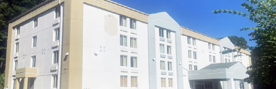 Defunct motel now being eyed for senior housing project